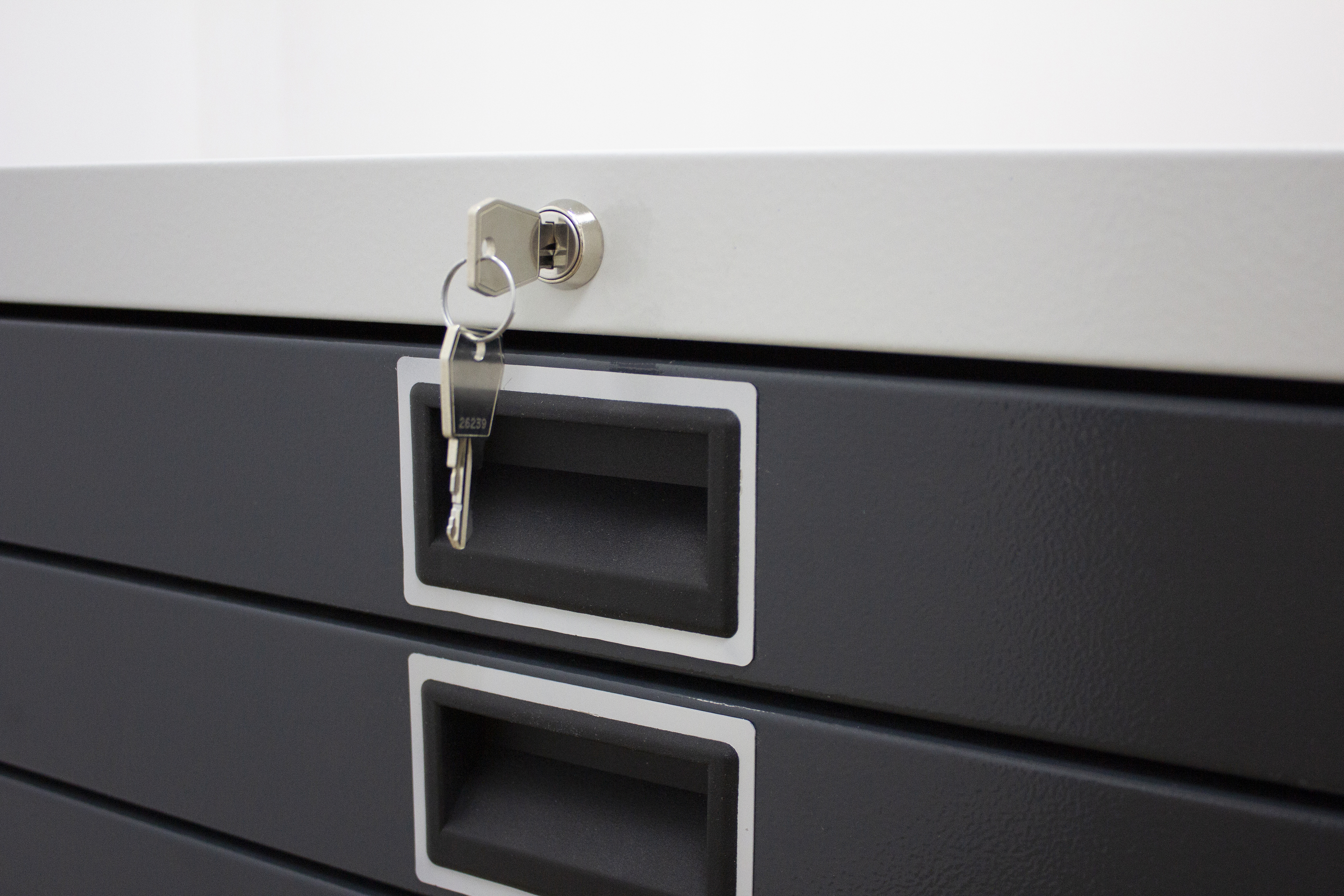 КГ056168 Тумба SMART 4М с лотком 815x740x500 мм