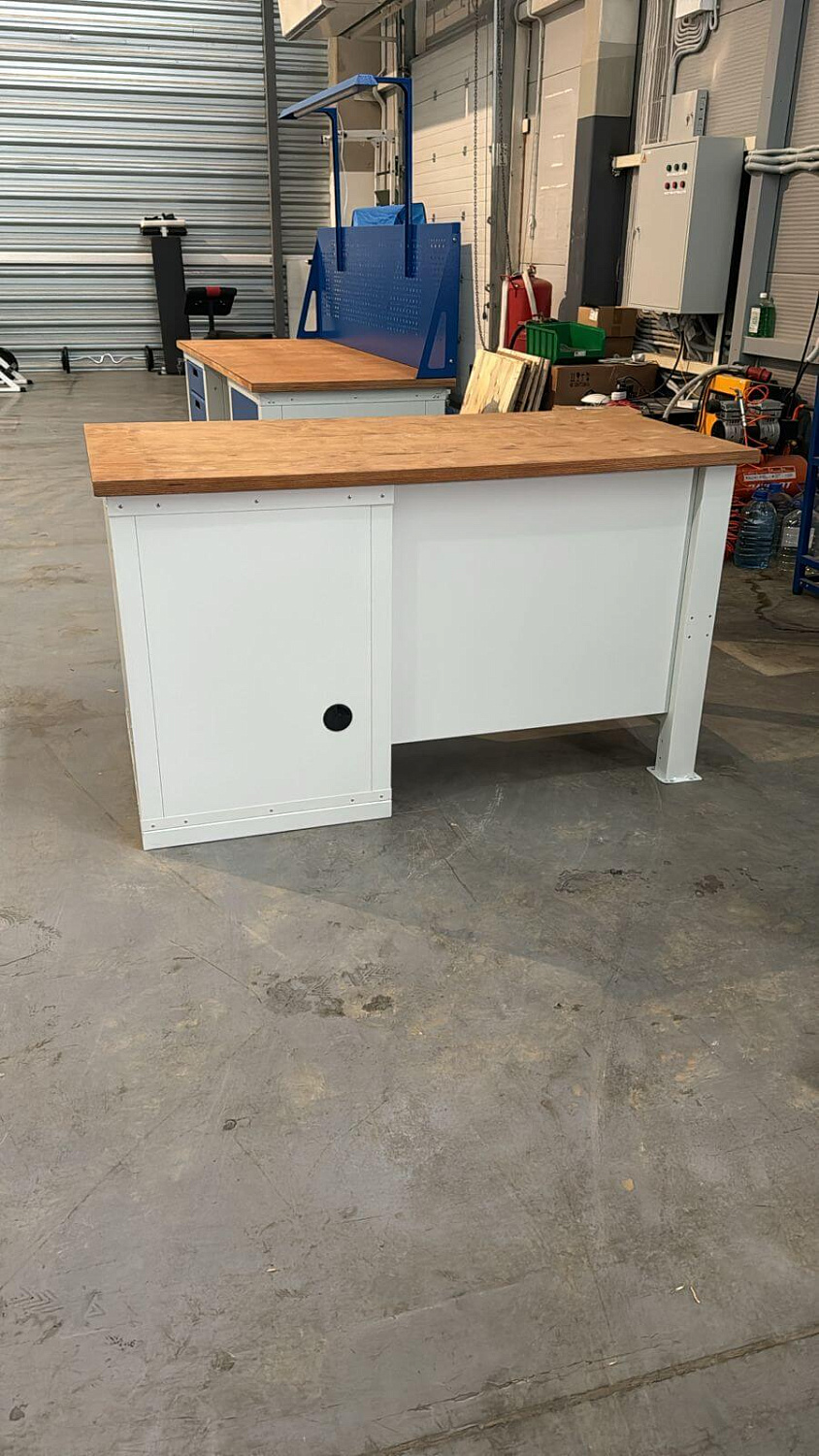 ER-00020610 Верстак однотумбовый WOKER PRO 1004.1200 830x1200x745 мм