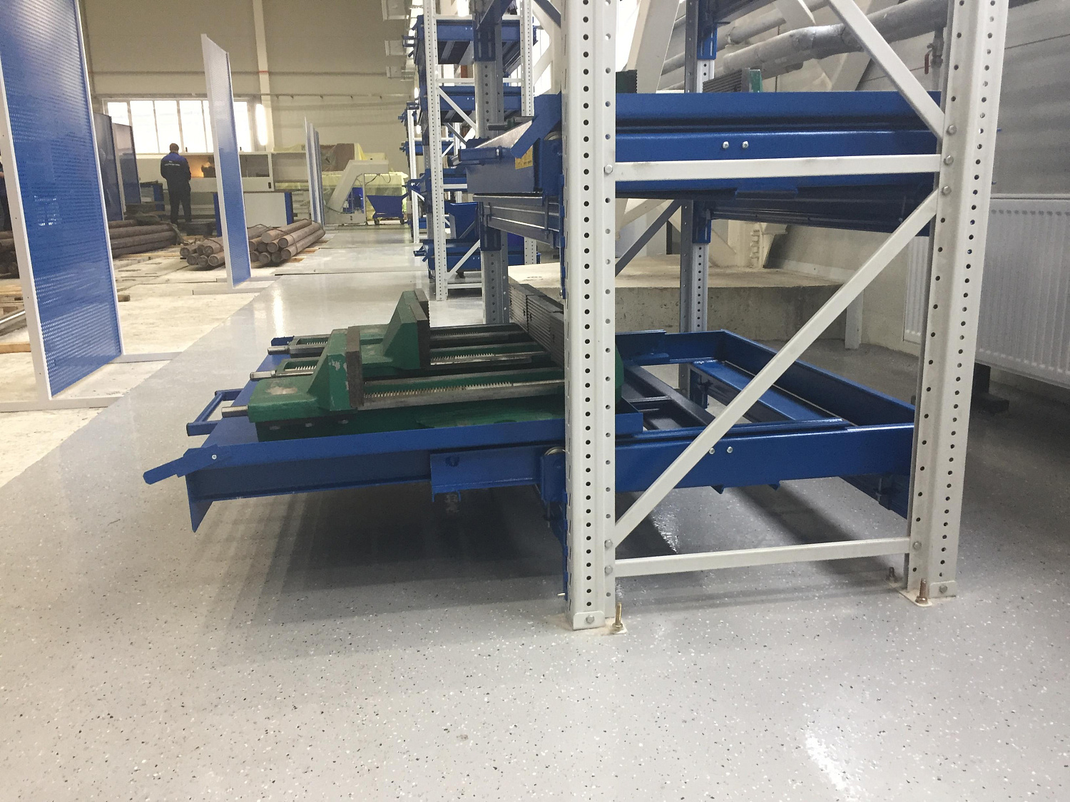 ER-00033513 Стеллаж с выкатными платформами S-HEAVY 1000/900 (2 яруса хранения)